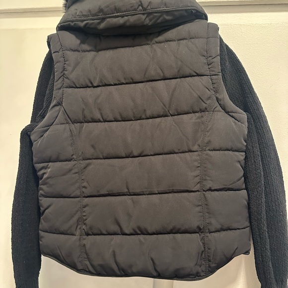 Desigual Kids Black Puffer Jacket with Colorful Heart Embroidery - Picture 7 of 10